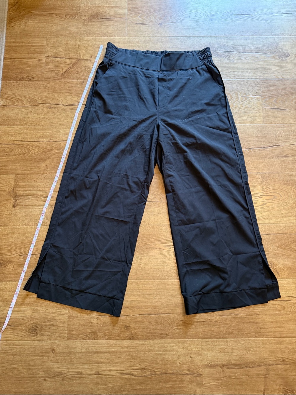 Old Navy Black Wide-Leg Cropped Pull-On Pants
